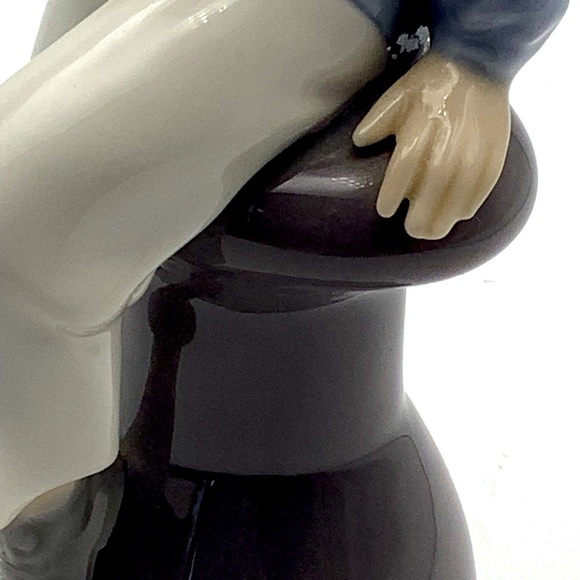 Vintage Llardo Spain Porcelain Sailor Boy Figurine - Picture 5 of 15